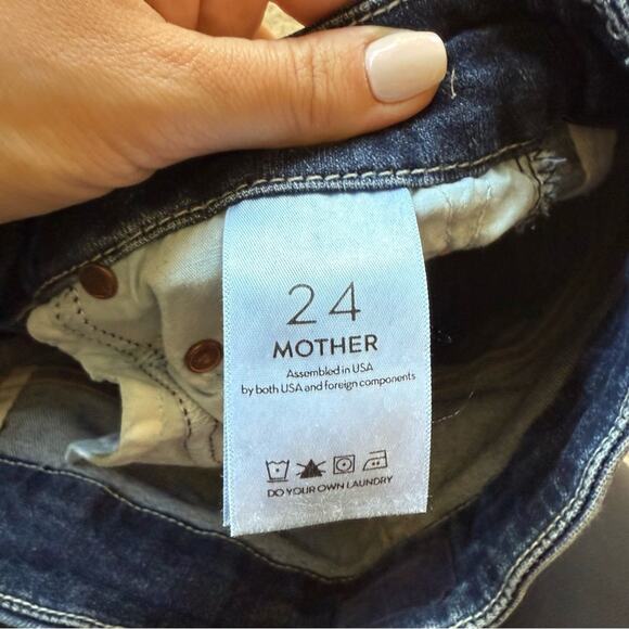 Mother High Waisted Looker Ankle Fray in Close To The Edge Size 24 - Picture 4 of 5